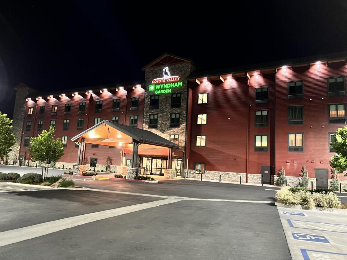 Wyndham Garden Redwood Valley - Ukiah Exterior foto